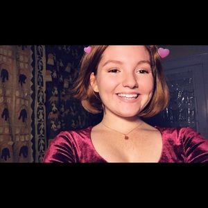 Meet your Posher, Sera